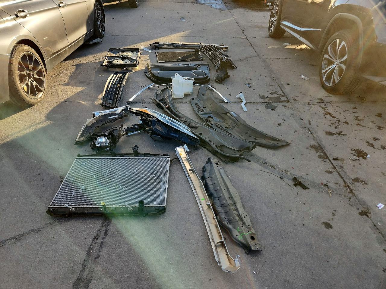 Lexus RX Base