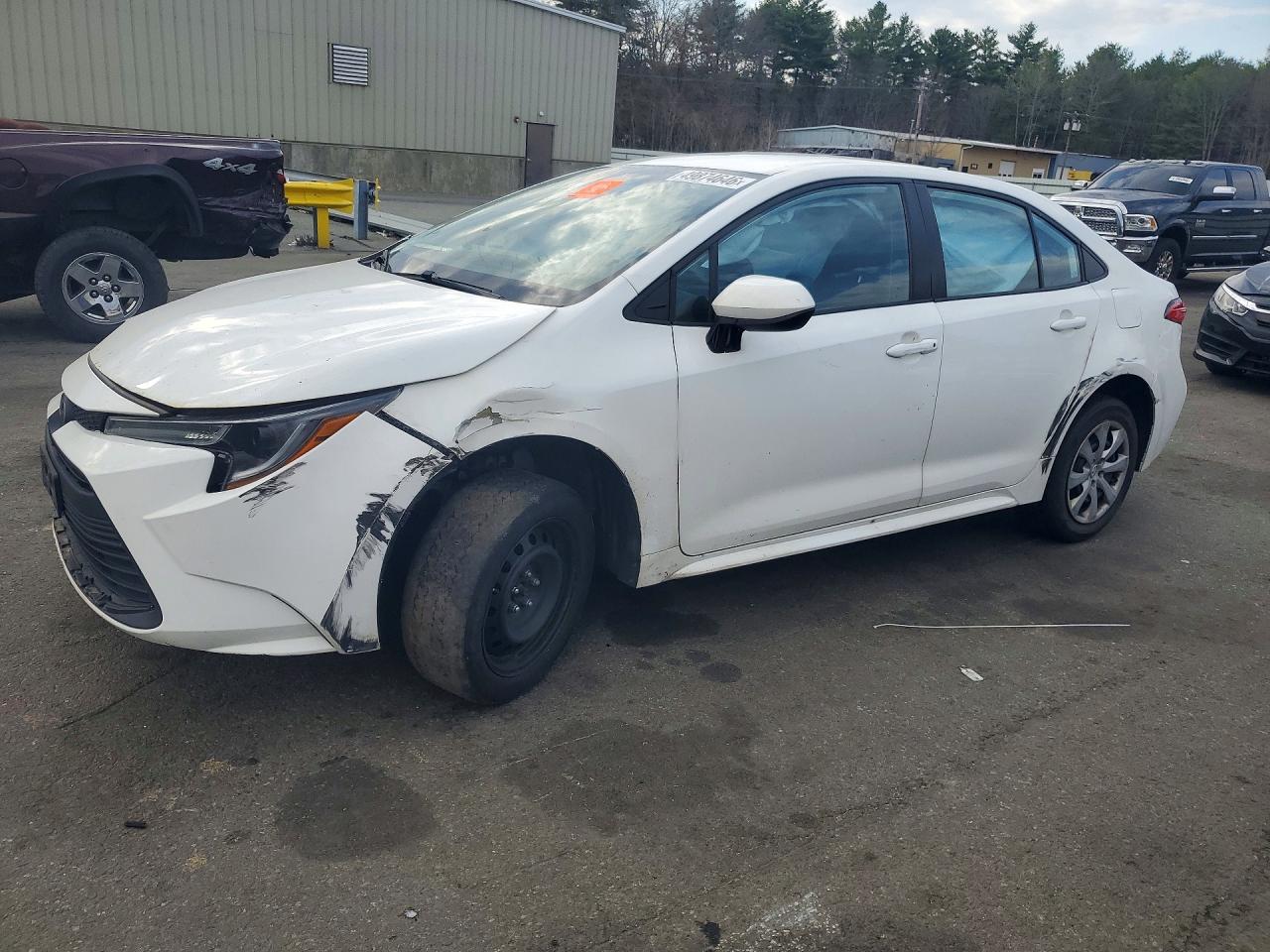 Salvage Toyota Corolla Image