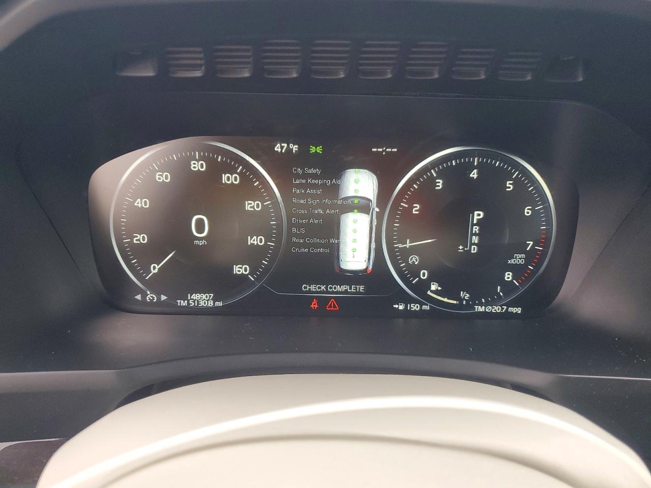 Volvo XC90 T6