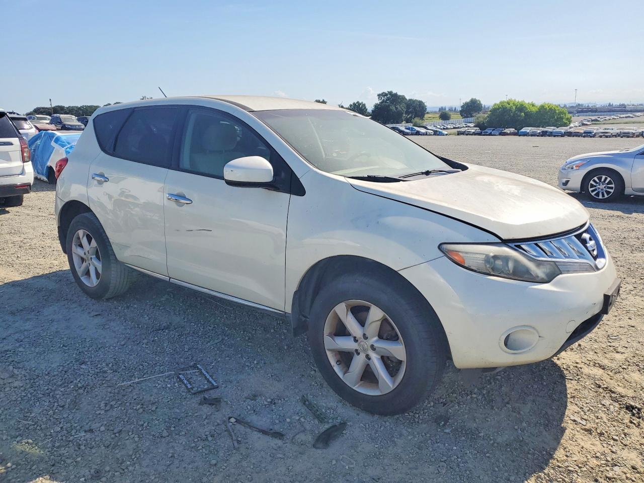 Nissan Murano S