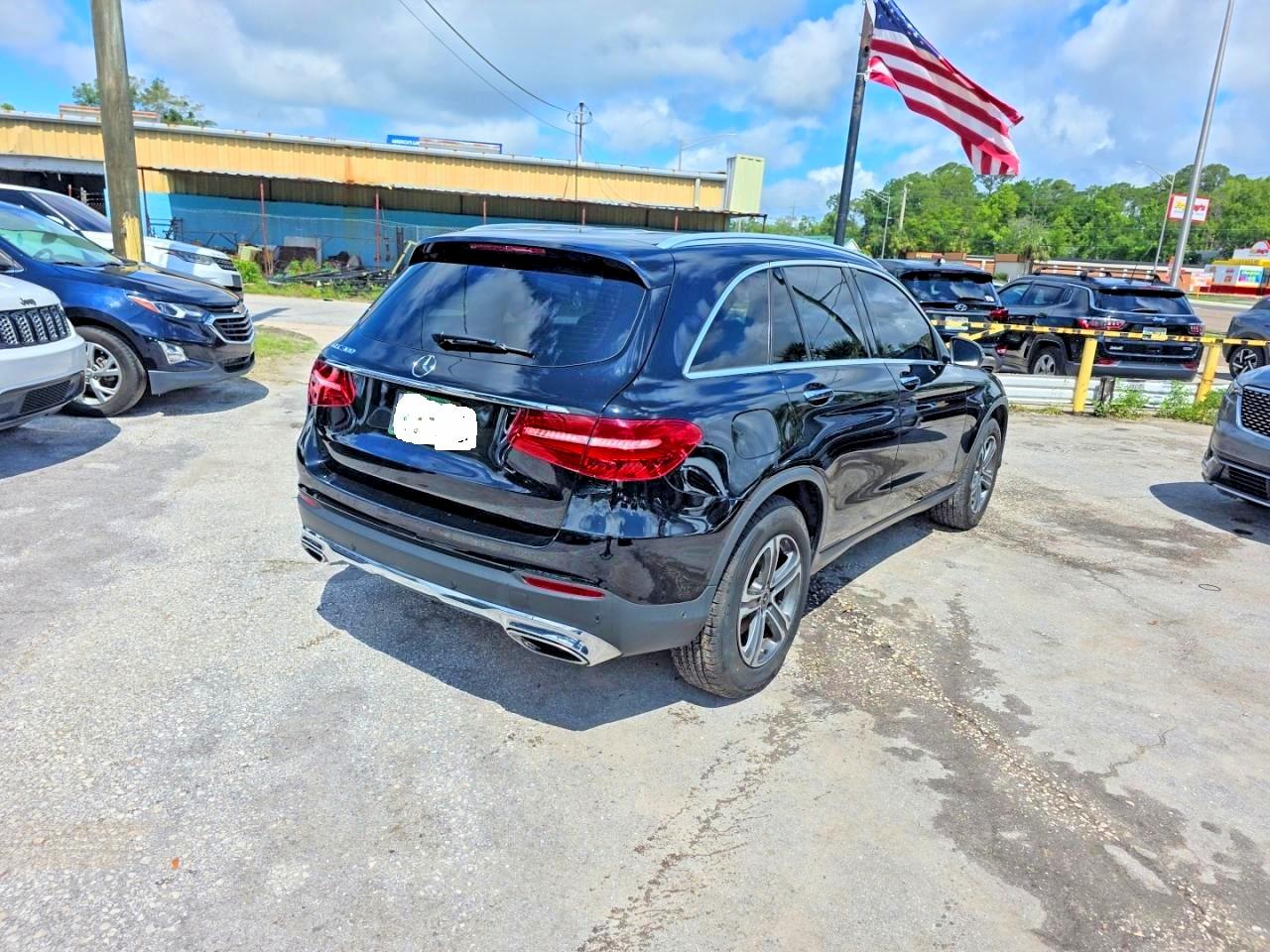 Mercedes-Benz GLC 300