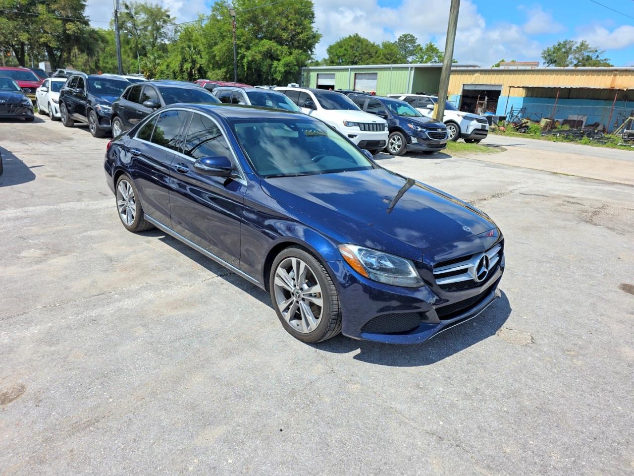 Salvage Mercedes-Benz C-Class Image