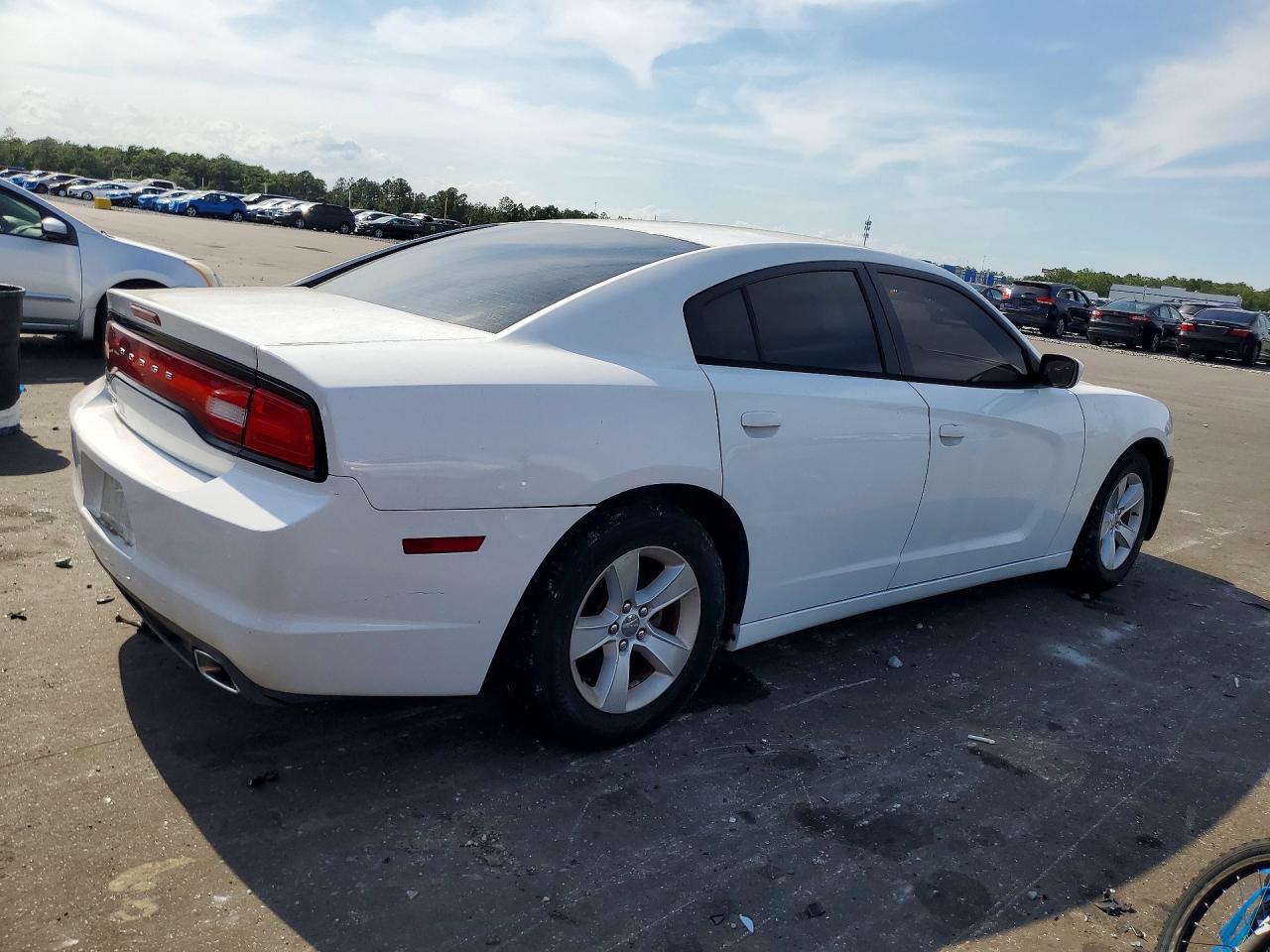 Dodge Charger Se
