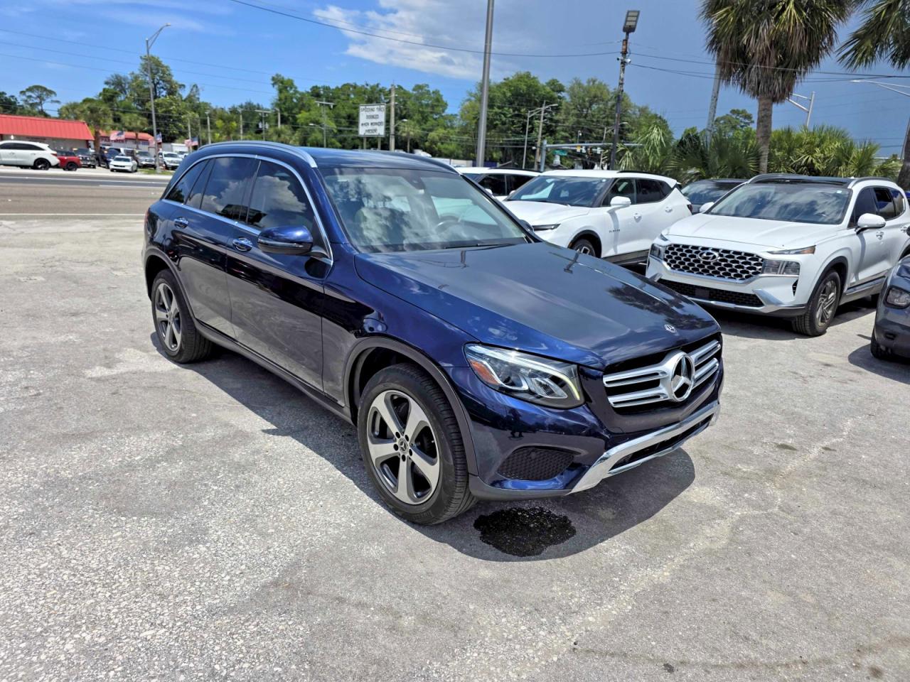 Salvage Mercedes-Benz GLC Image