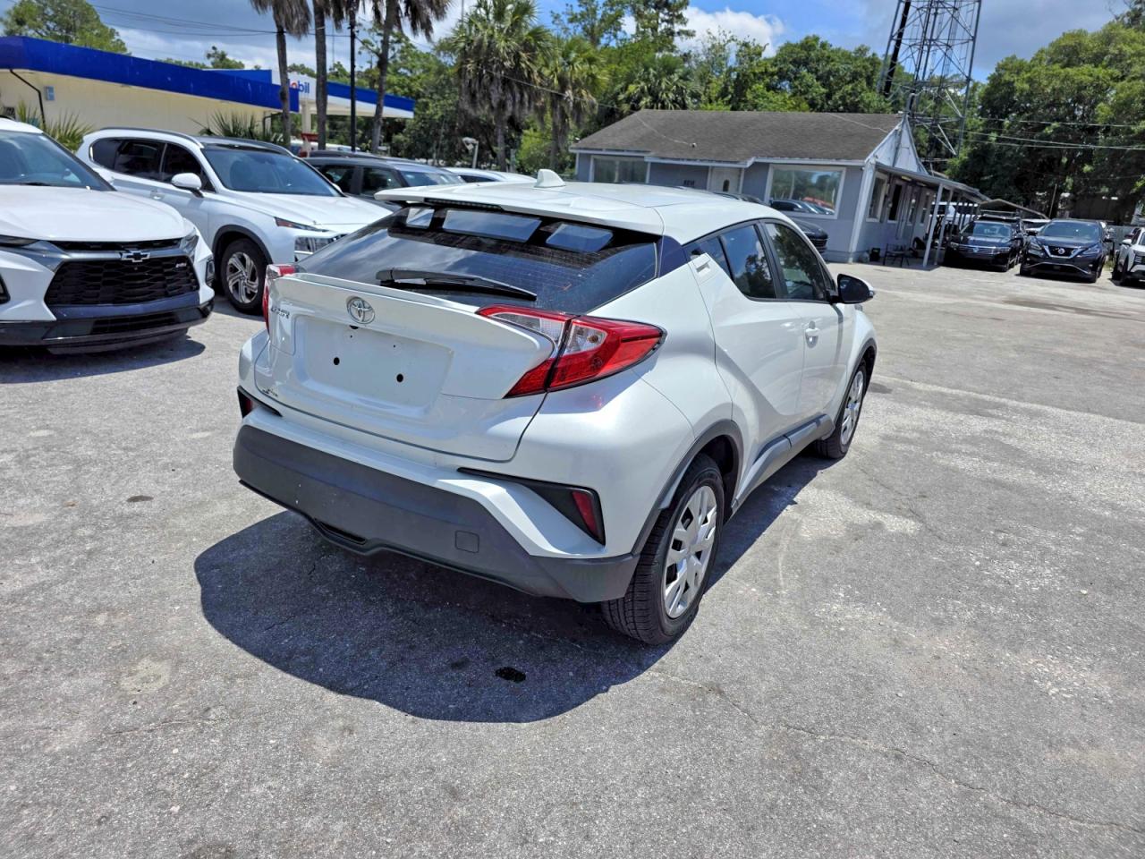 Toyota C-hr Le Le