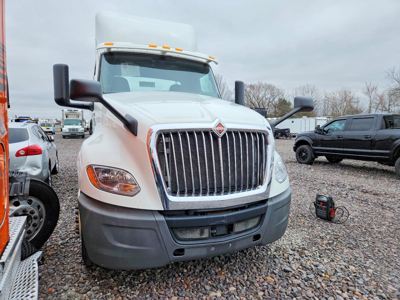 Salvage International Lt625 Image