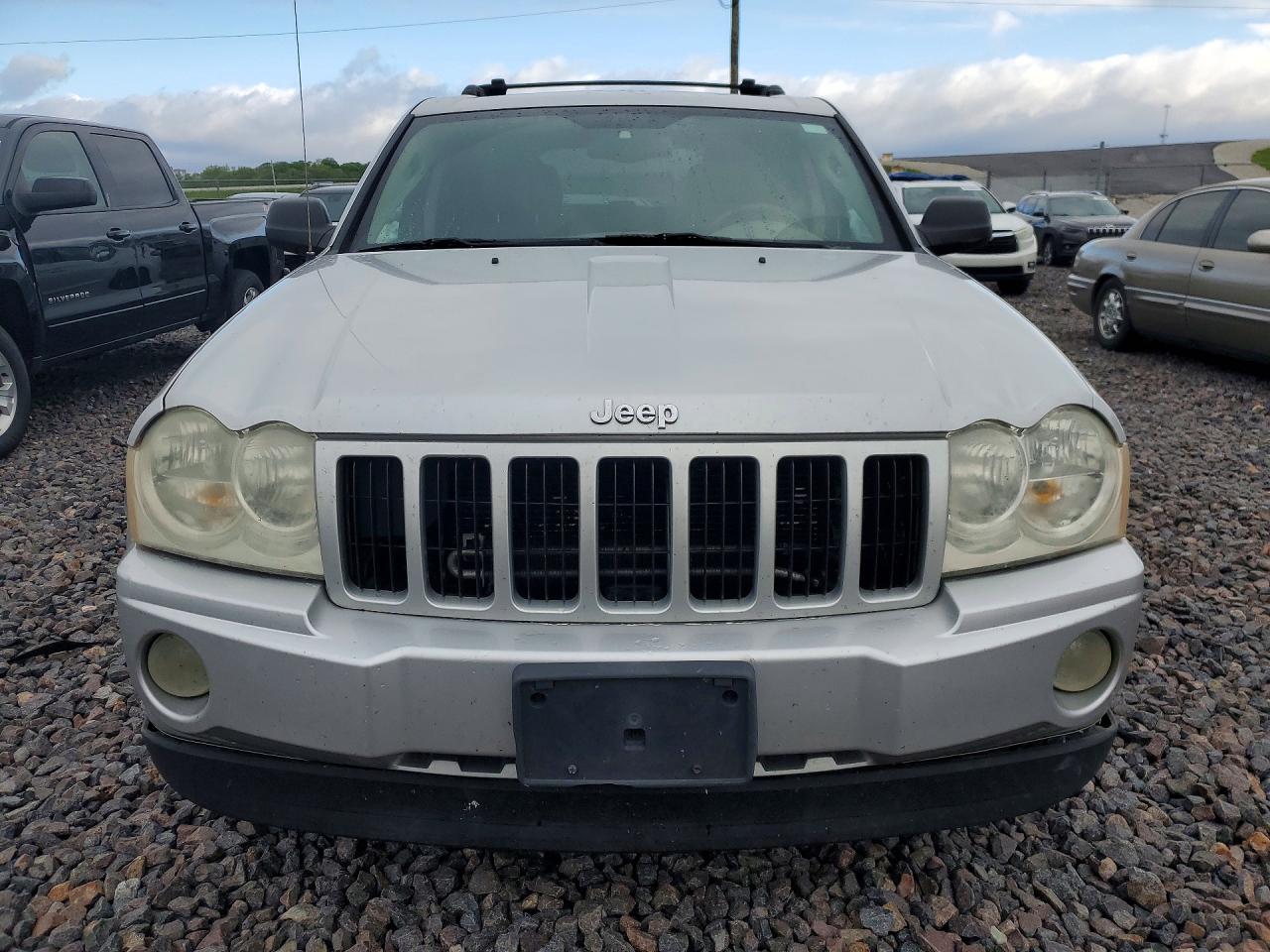 Jeep Grand Cherokee Laredo