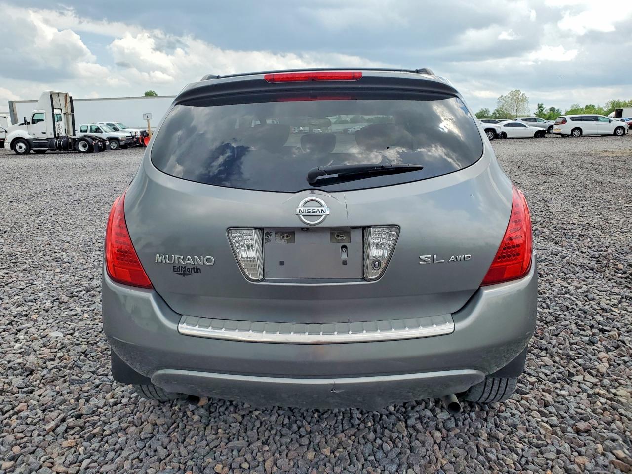 Nissan Murano S