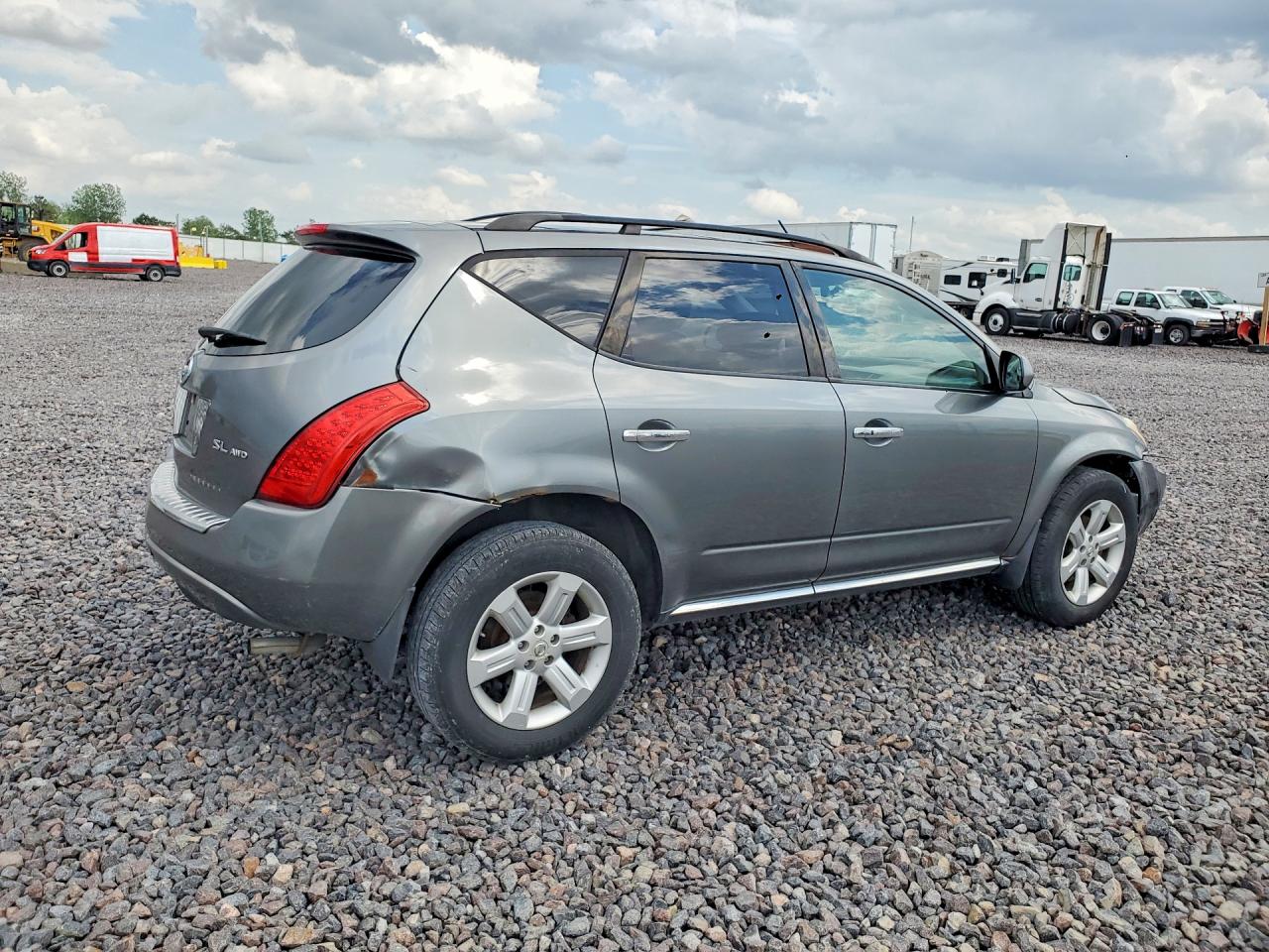 Nissan Murano S