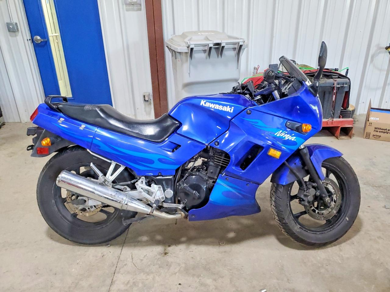 Salvage Kawasaki Ninja 250R Image