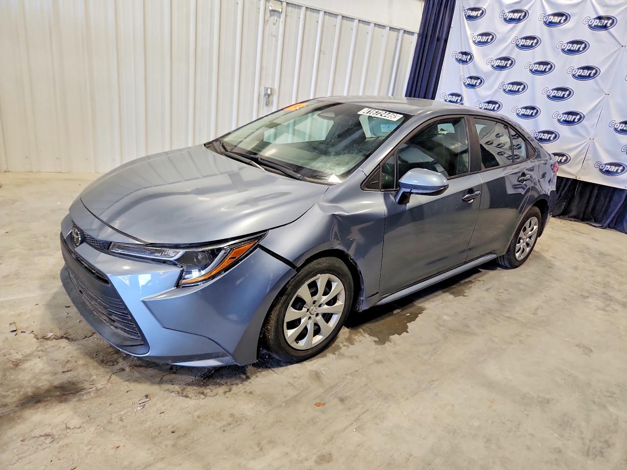 Salvage Toyota Corolla Image