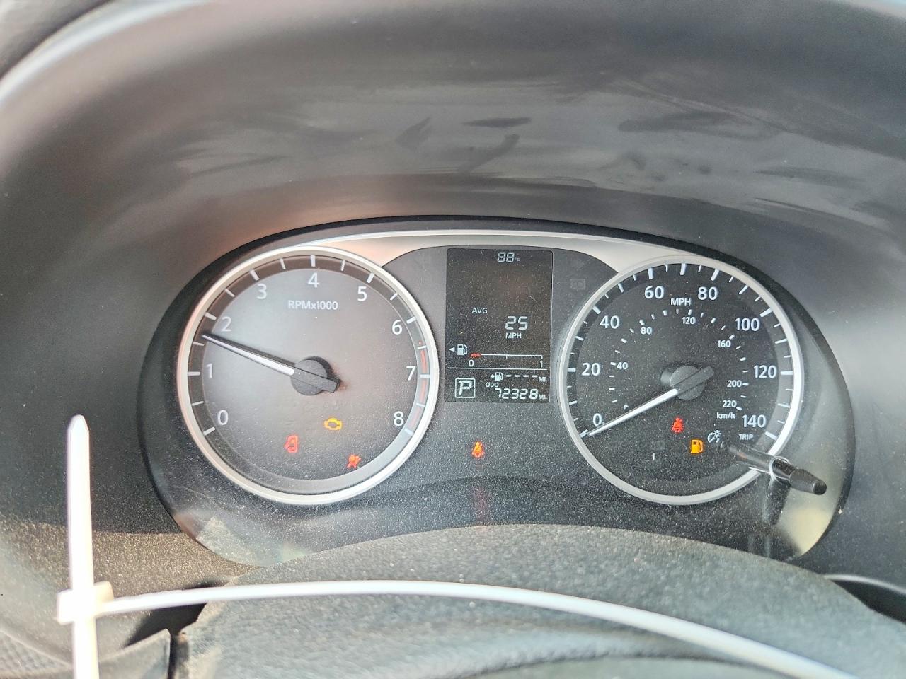 Nissan Kicks S