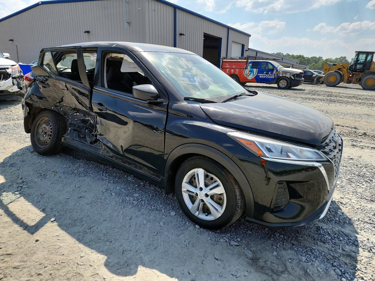 Nissan Kicks S