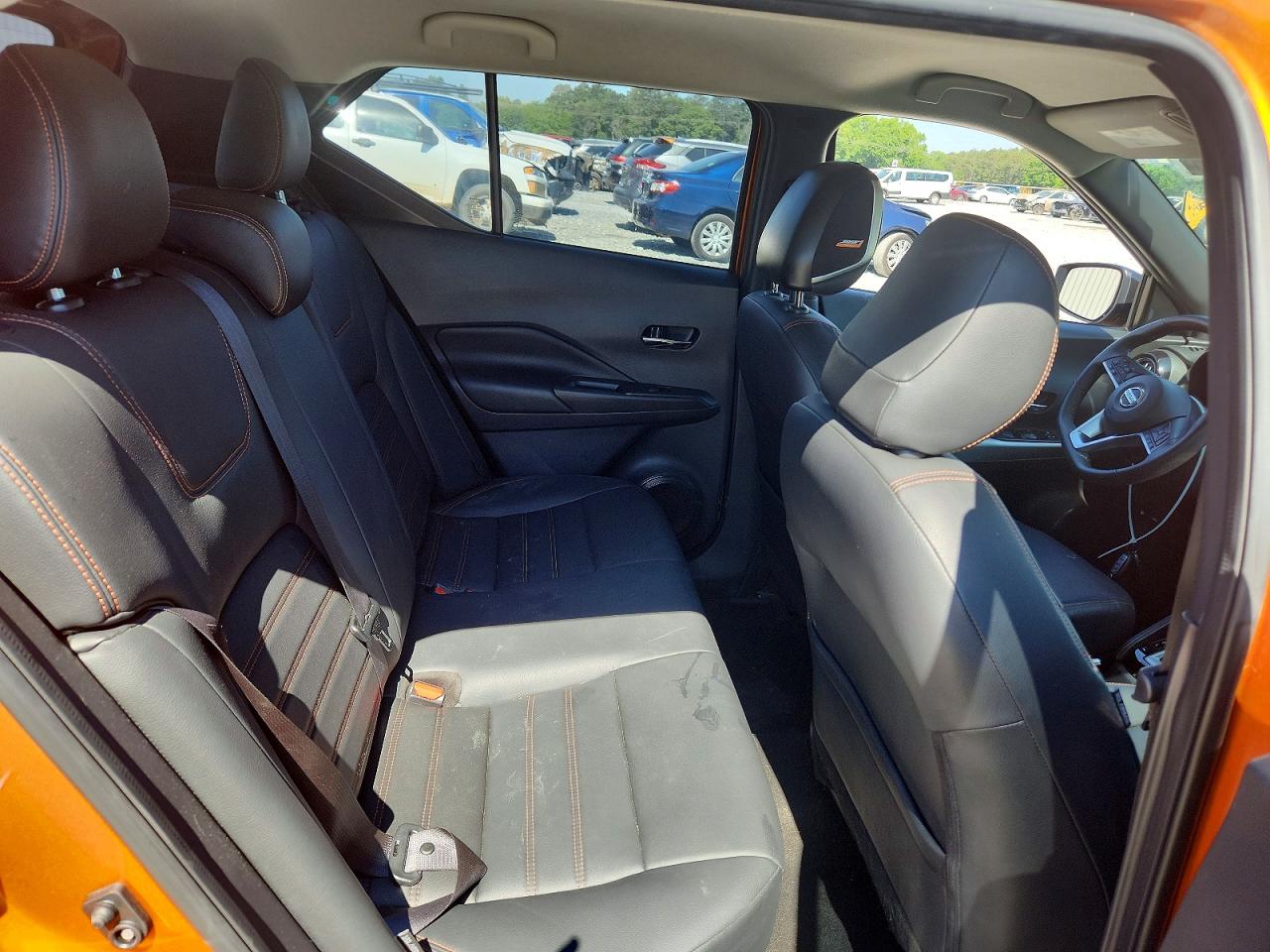 Nissan Kicks Sr