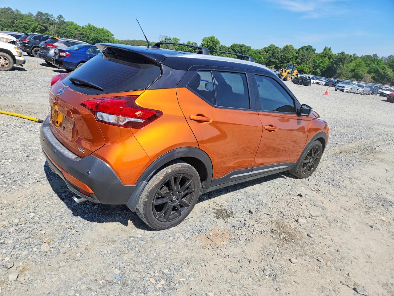 Nissan Kicks Sr