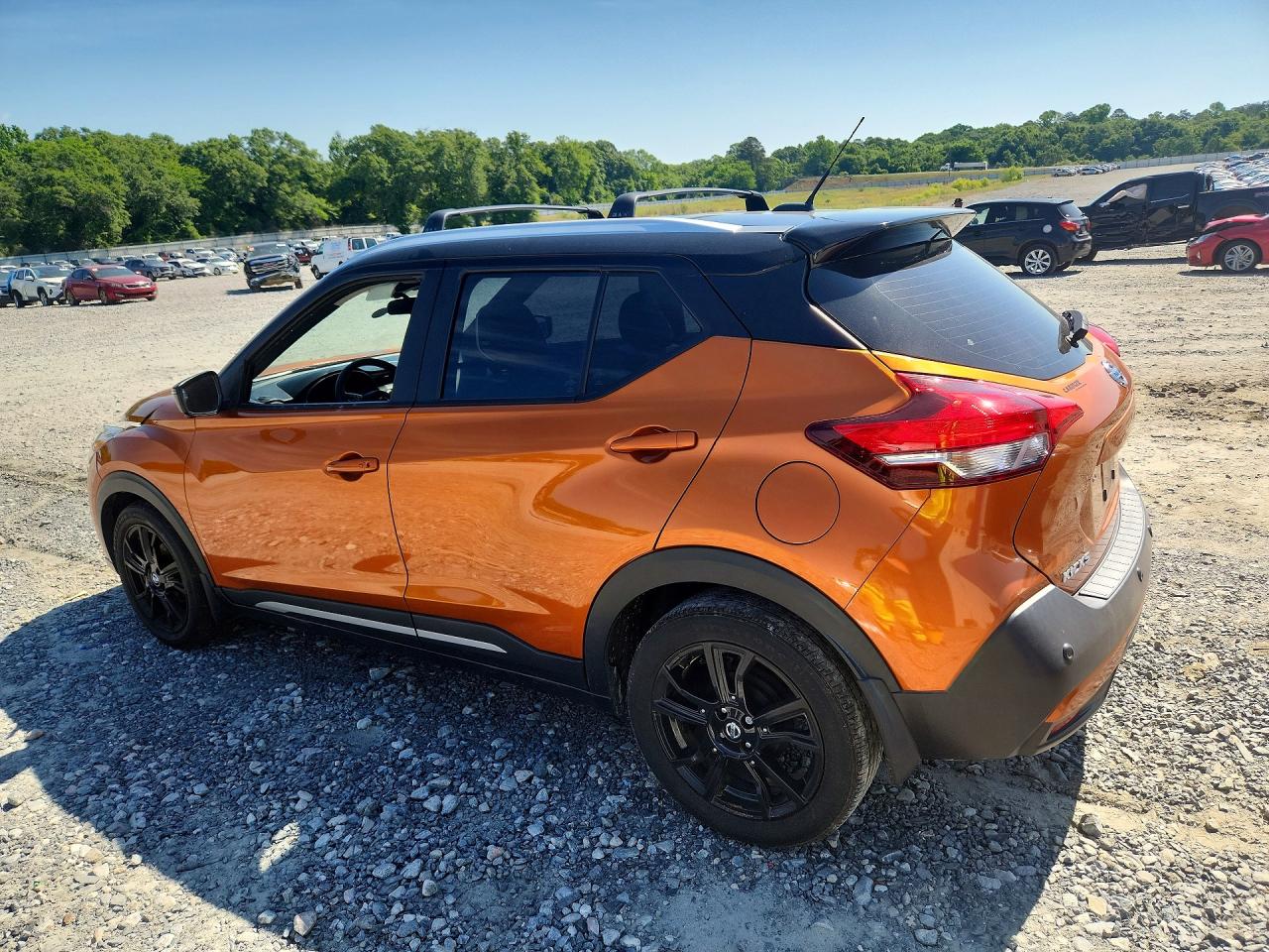 Nissan Kicks Sr