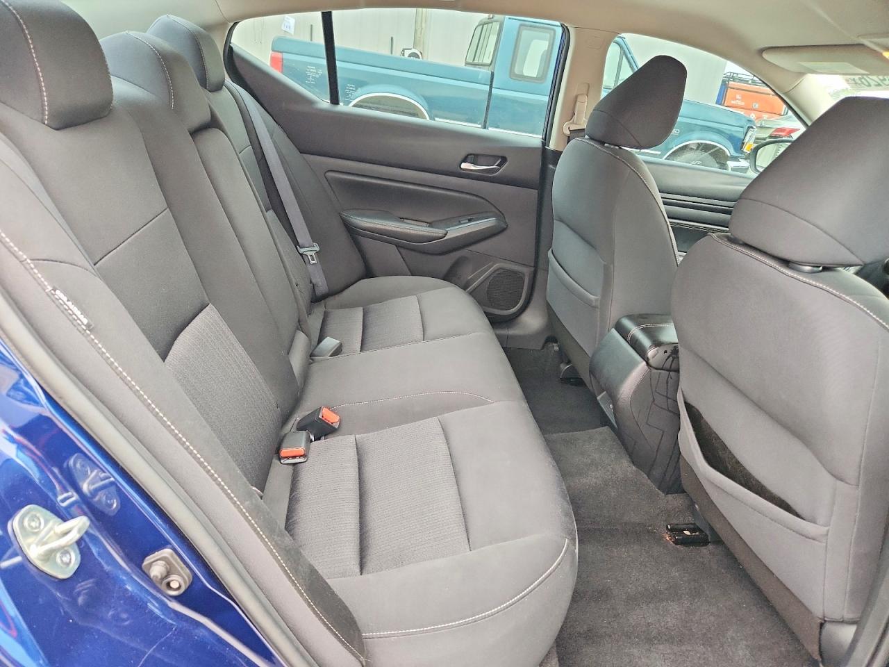 Nissan Altima S