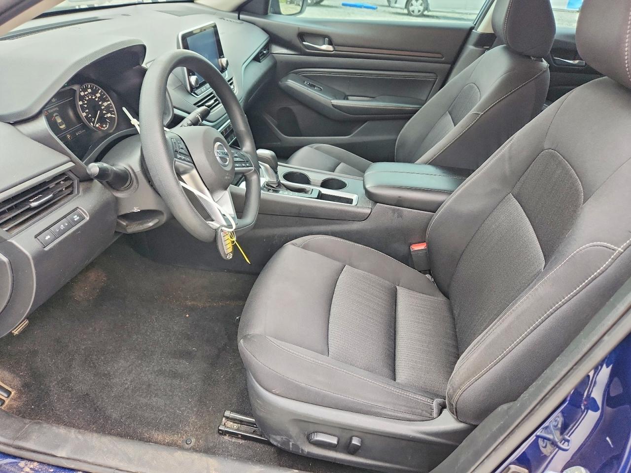 Nissan Altima S