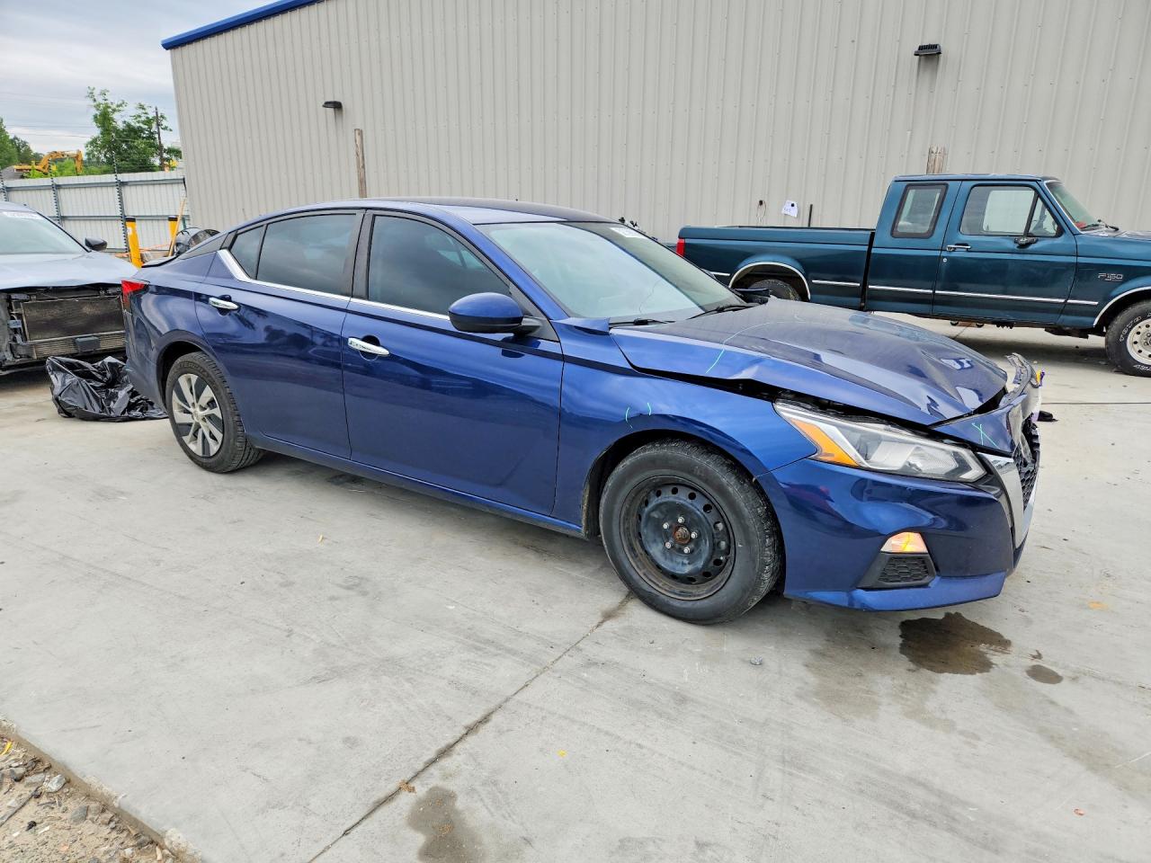 Nissan Altima S