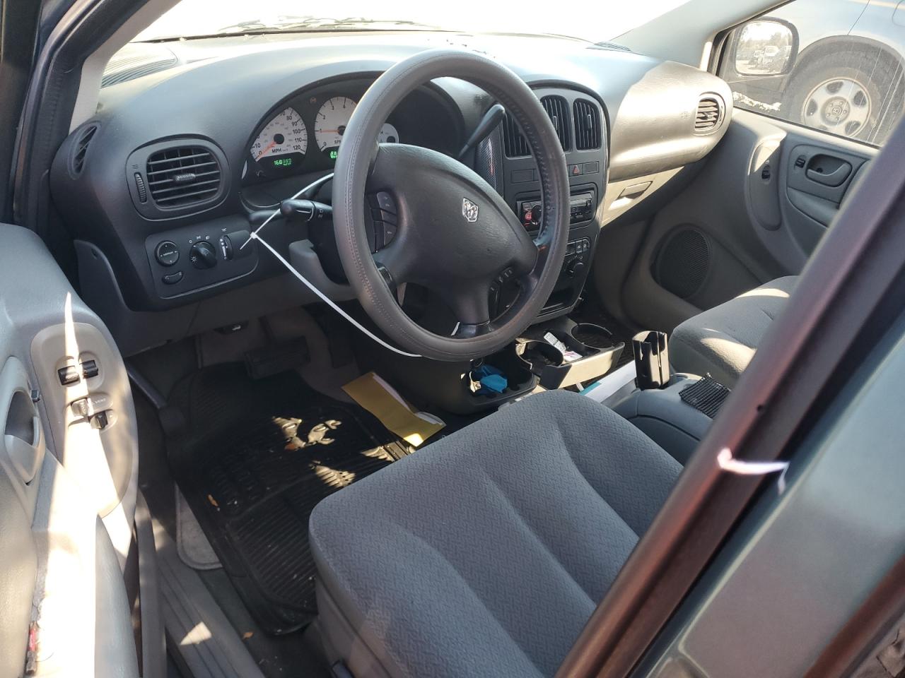 Dodge Caravan Sxt