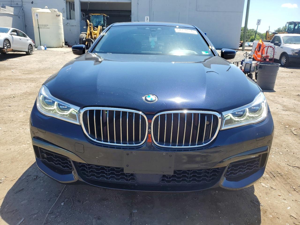 BMW 7 Series Xi