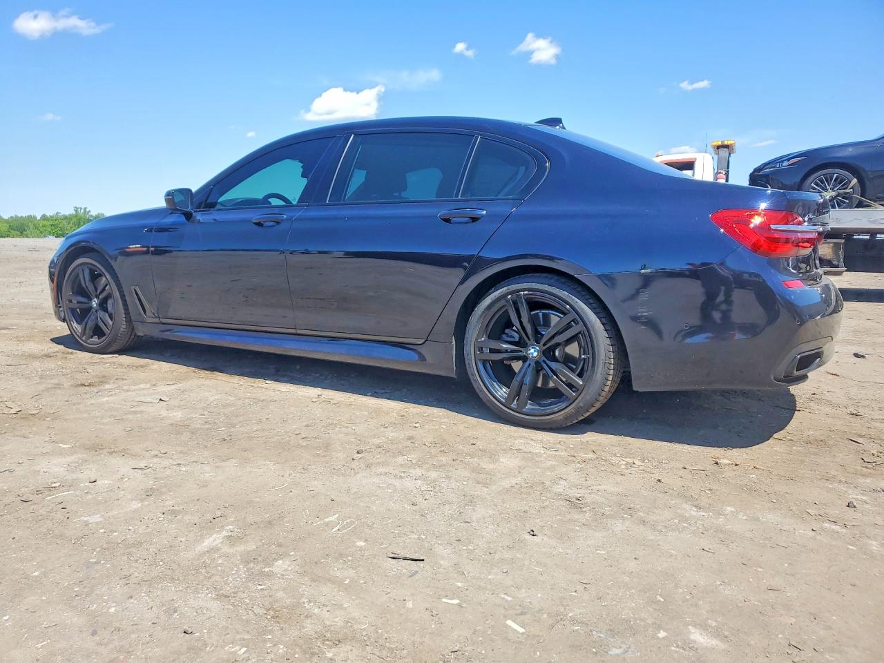 BMW 7 Series Xi