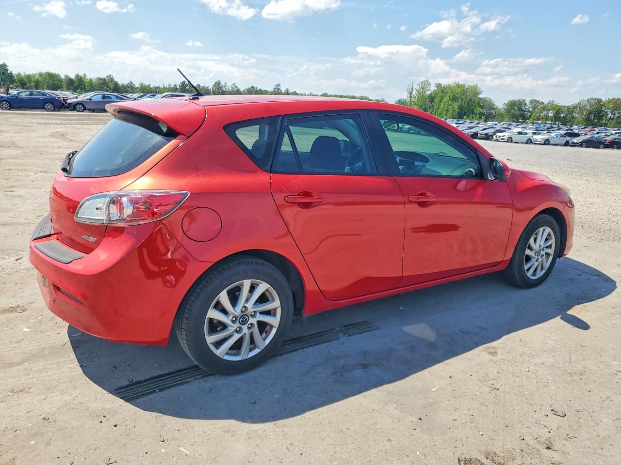 Mazda 3 I