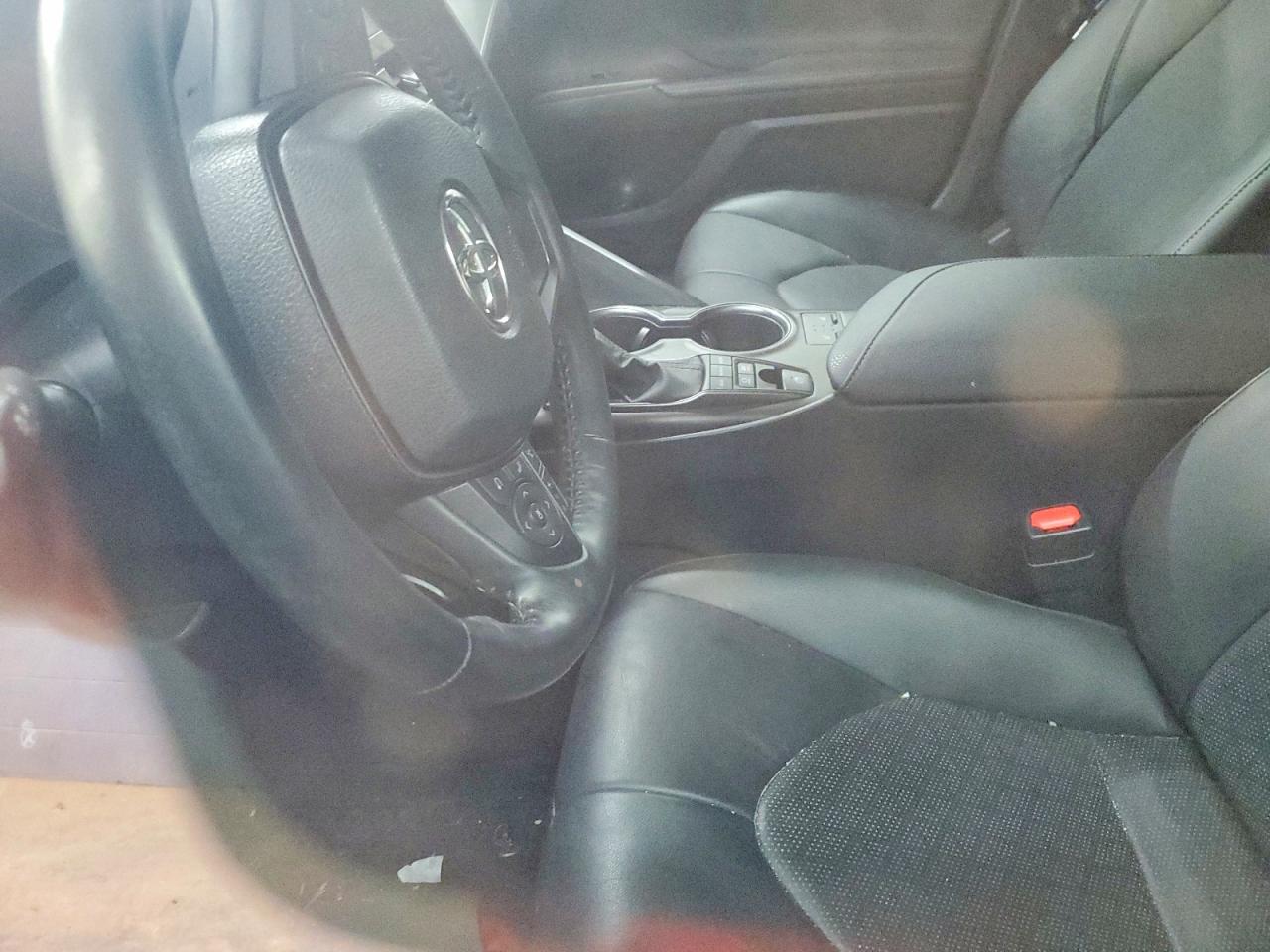 Toyota Camry Xse