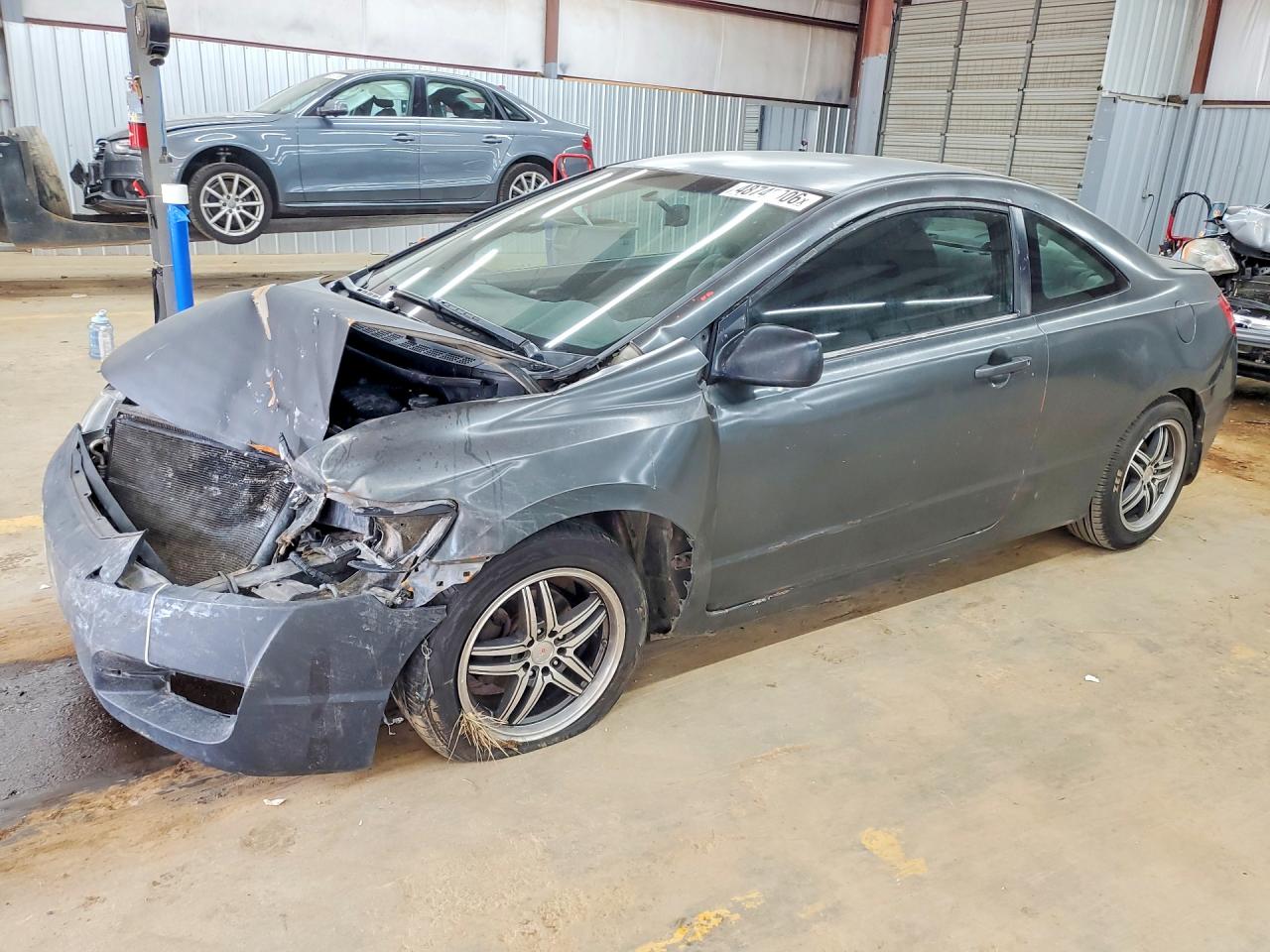 Salvage Honda Civic Image