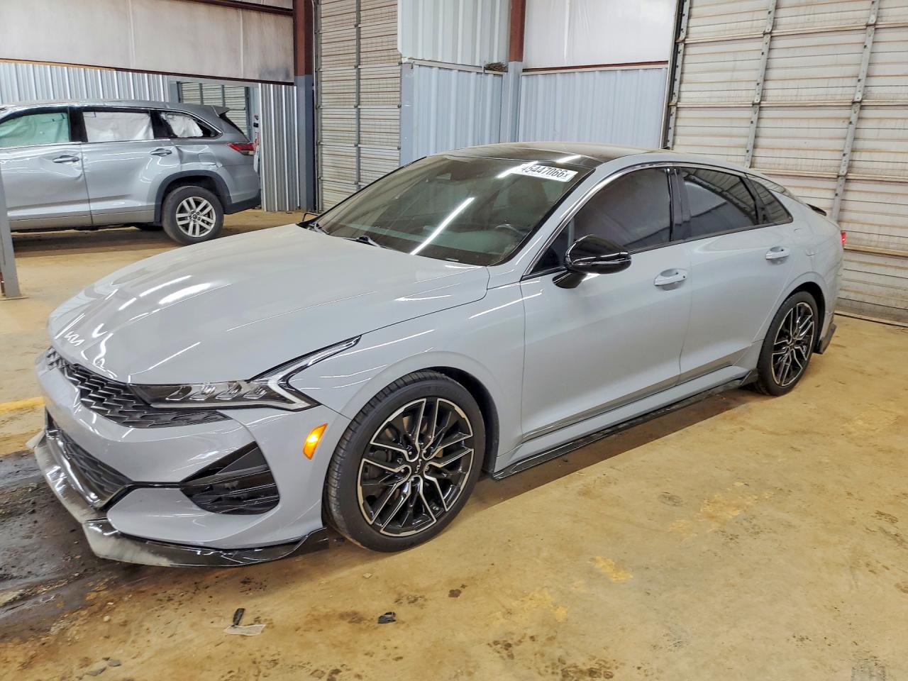 Salvage Kia K5 Image
