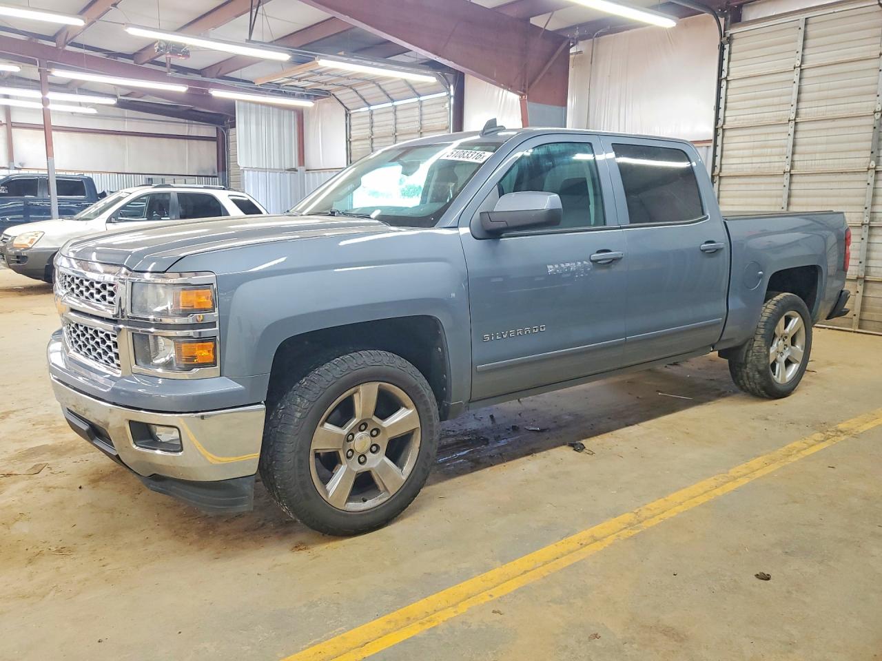 Salvage Chevrolet Silverado Image