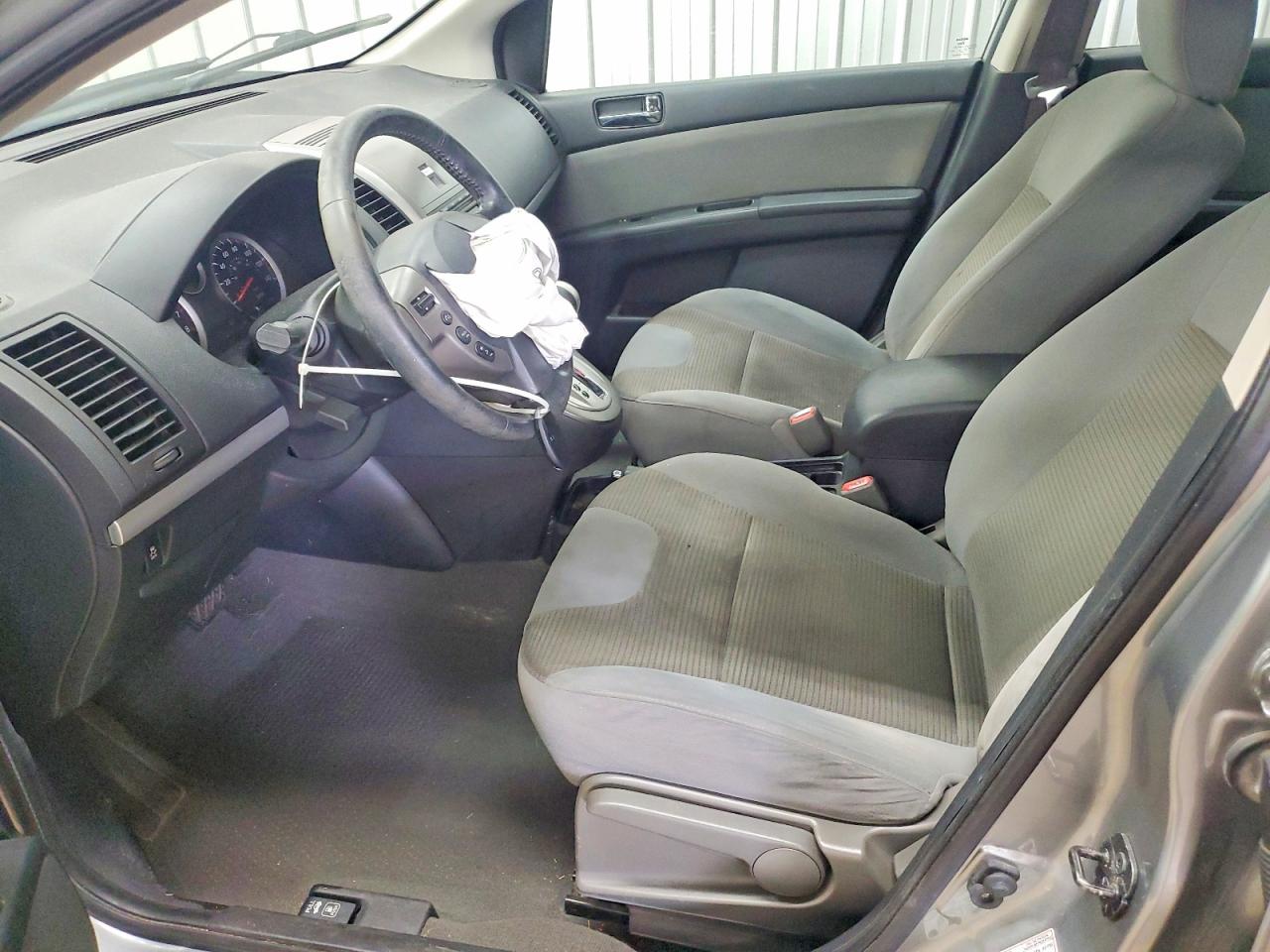 Nissan Sentra 2.0