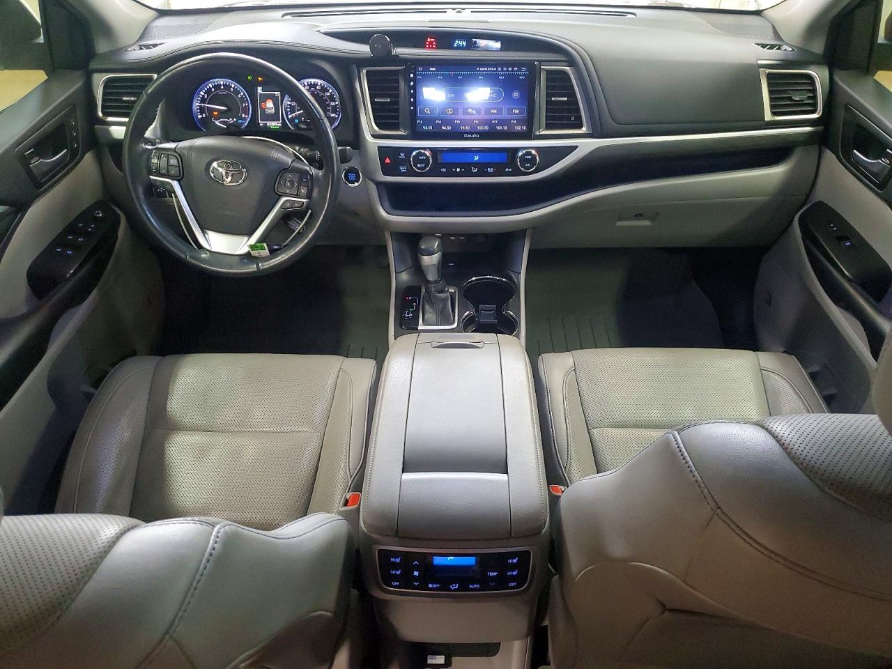 Toyota Highlander Limited Platinum