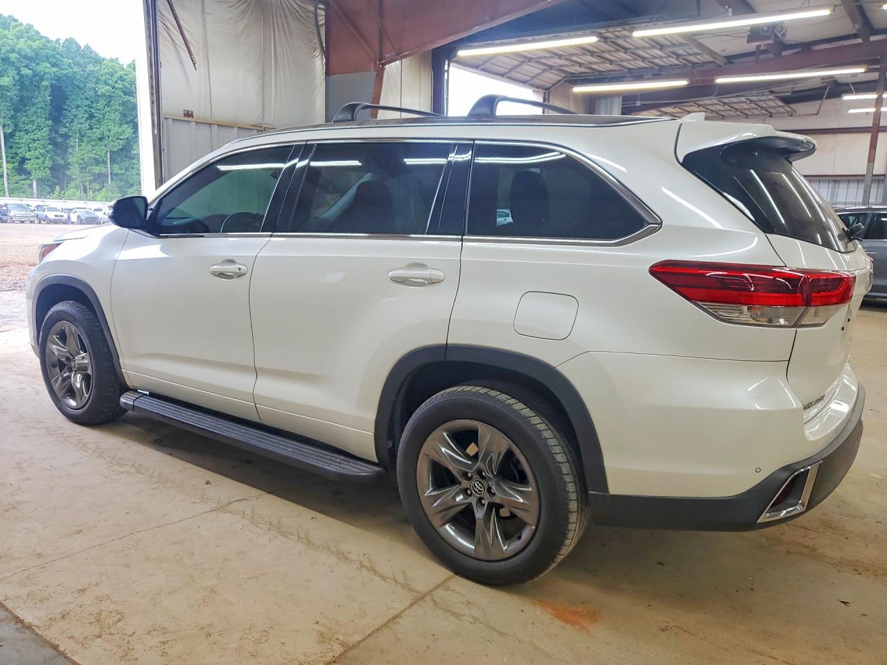 Toyota Highlander Limited Platinum