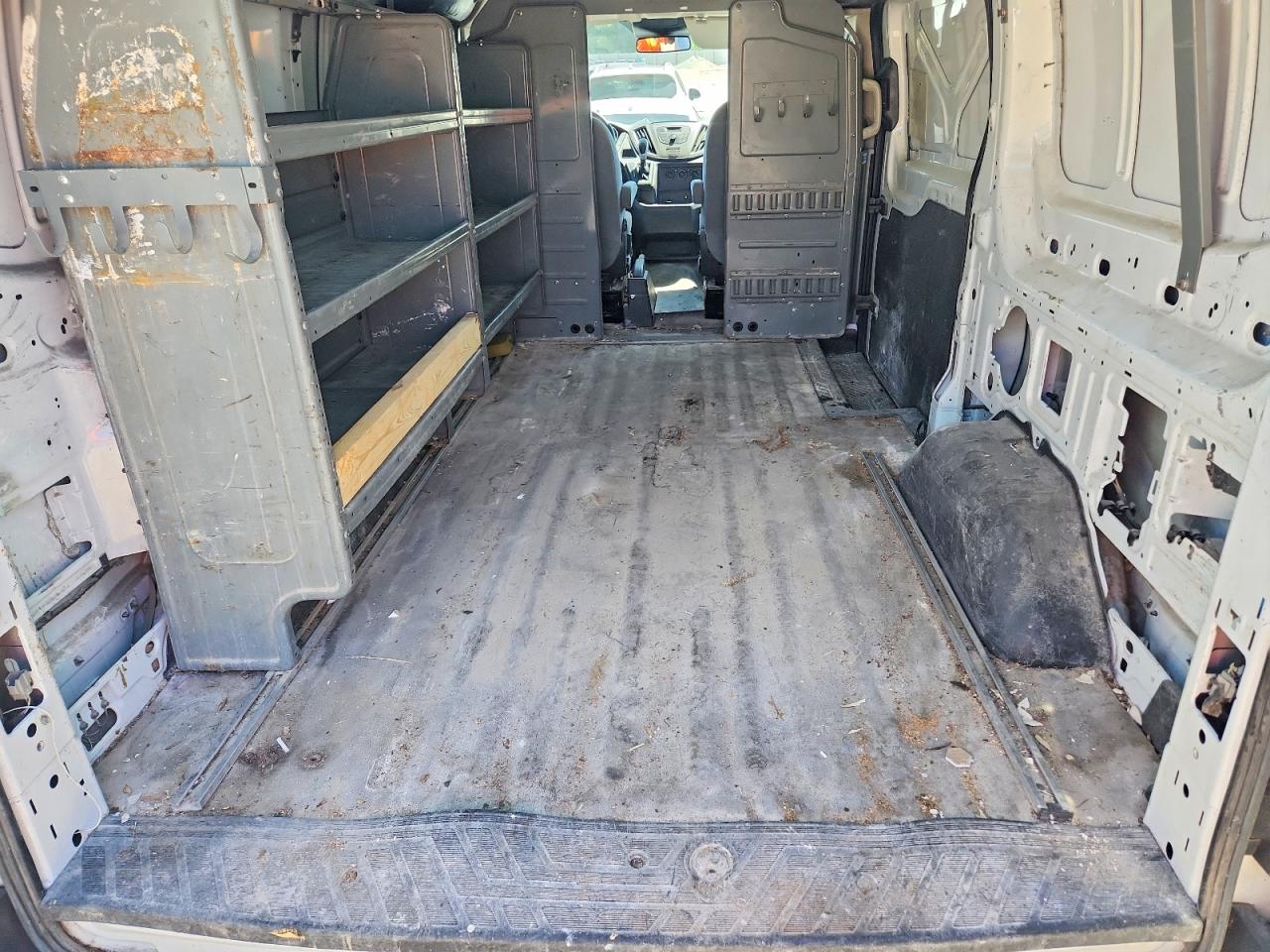 Ford Transit T-250