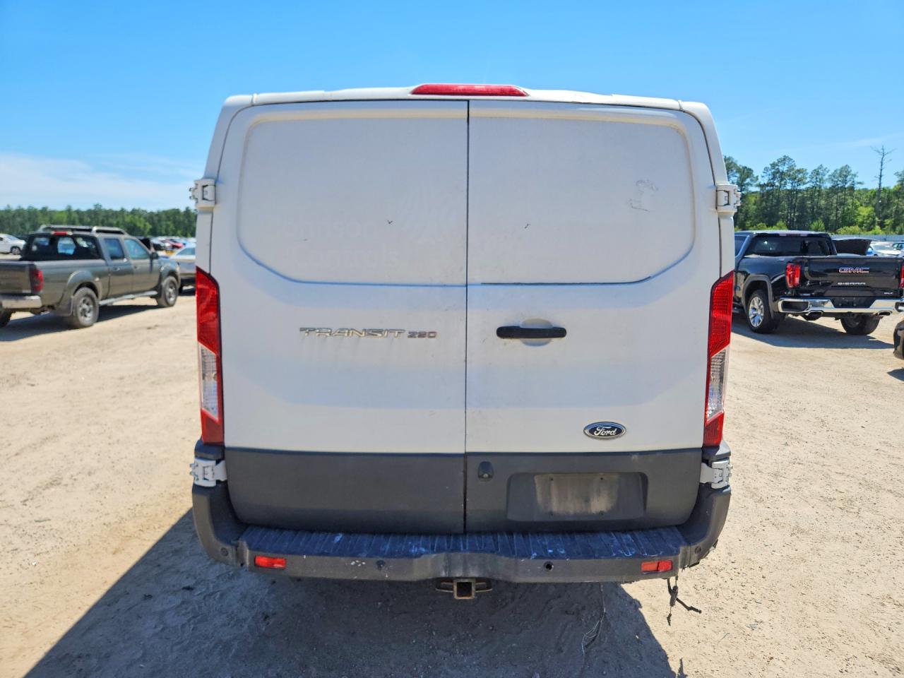 Ford Transit T-250