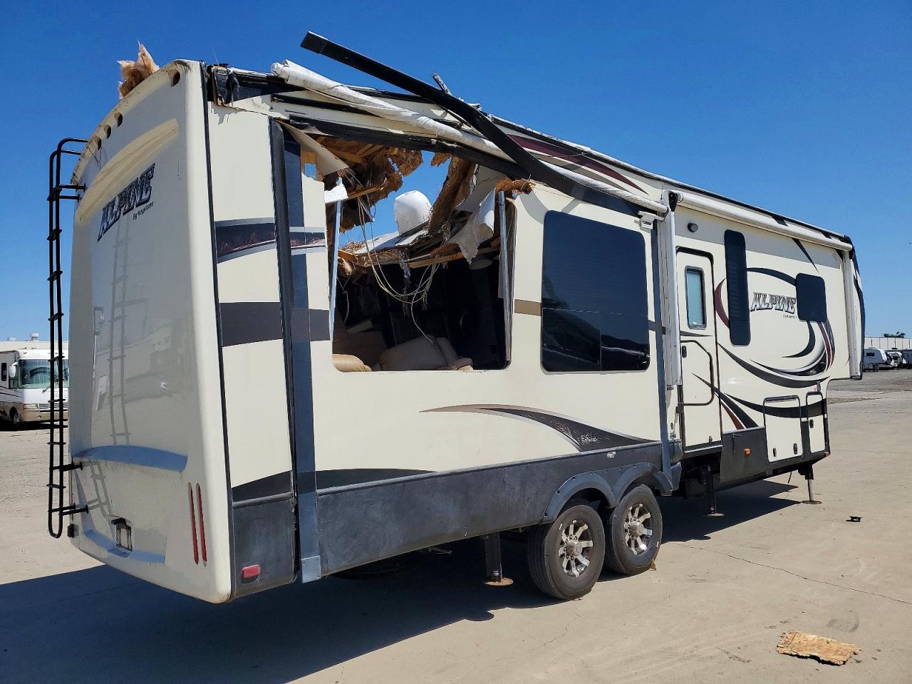 Keystone Alpine 301