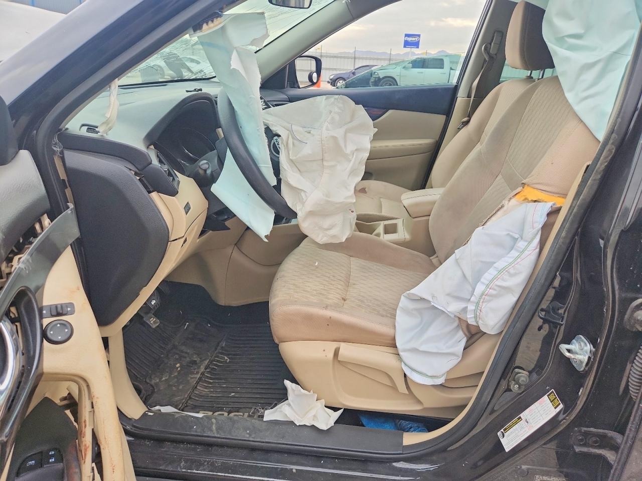 Nissan Rogue S