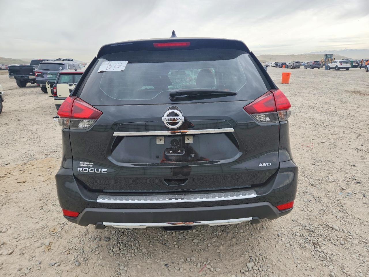 Nissan Rogue S
