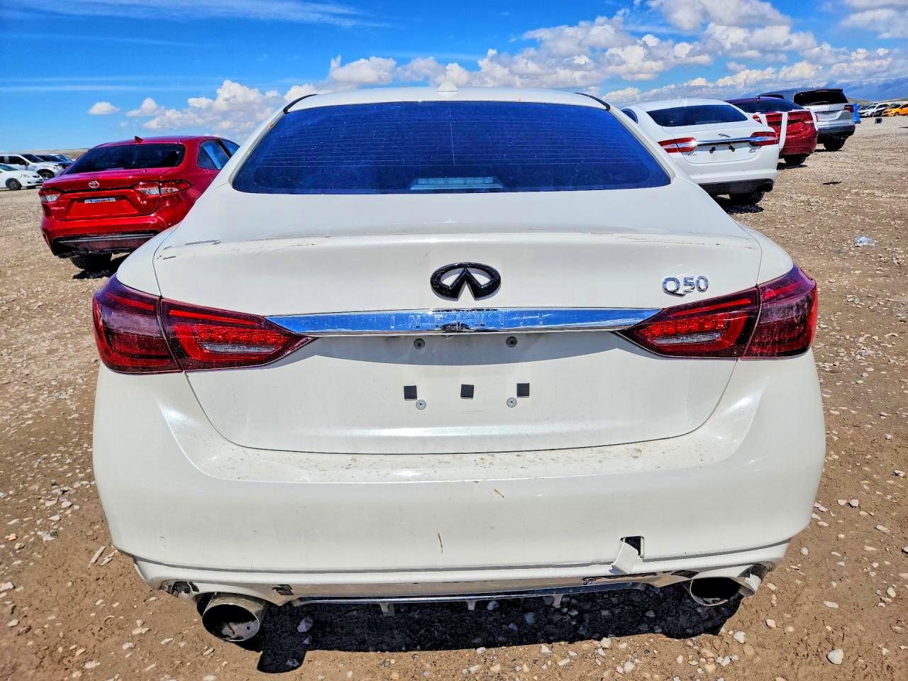 INFINITI Q50 3.0t Luxe