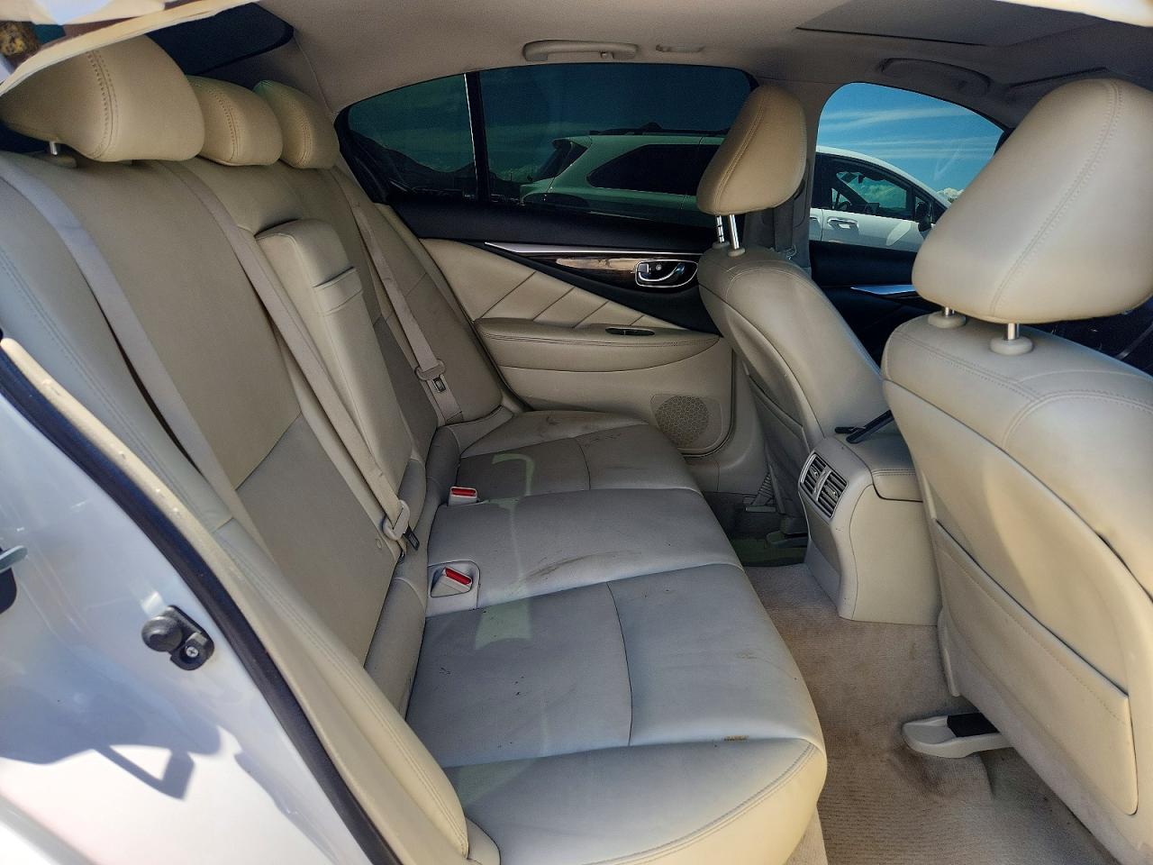 INFINITI Q50 3.0t Luxe