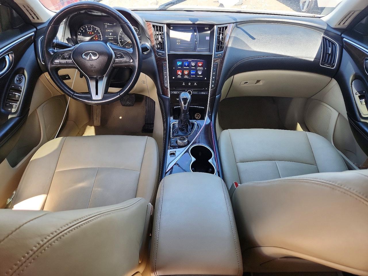 INFINITI Q50 3.0t Luxe