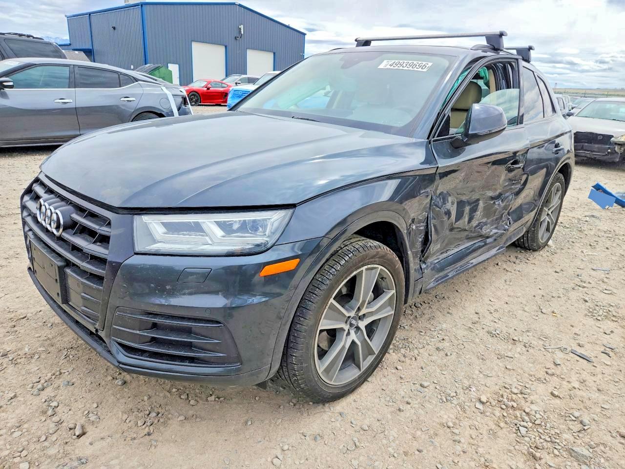 Salvage Audi Q5 Image