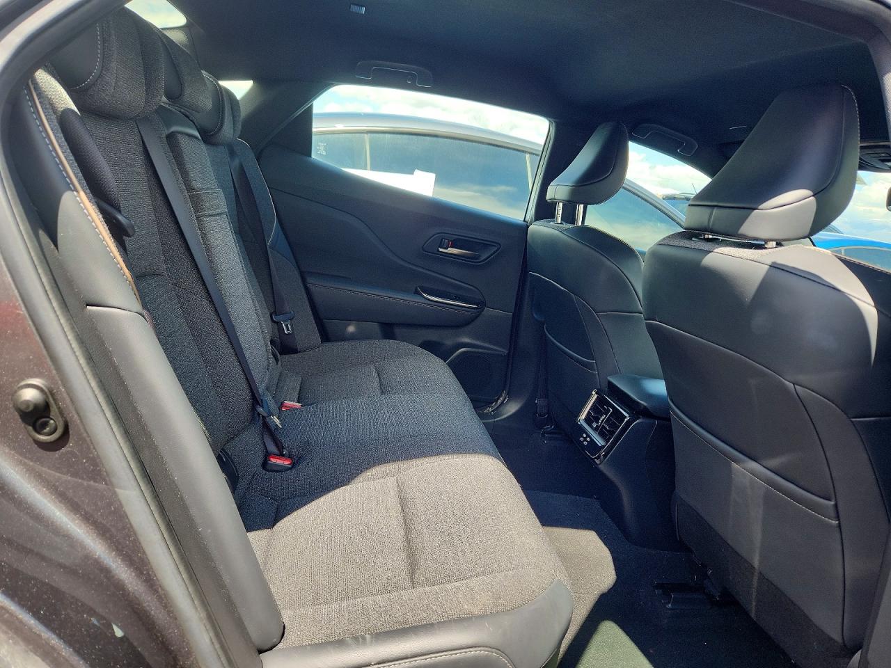 Toyota Crown Xle Xle
