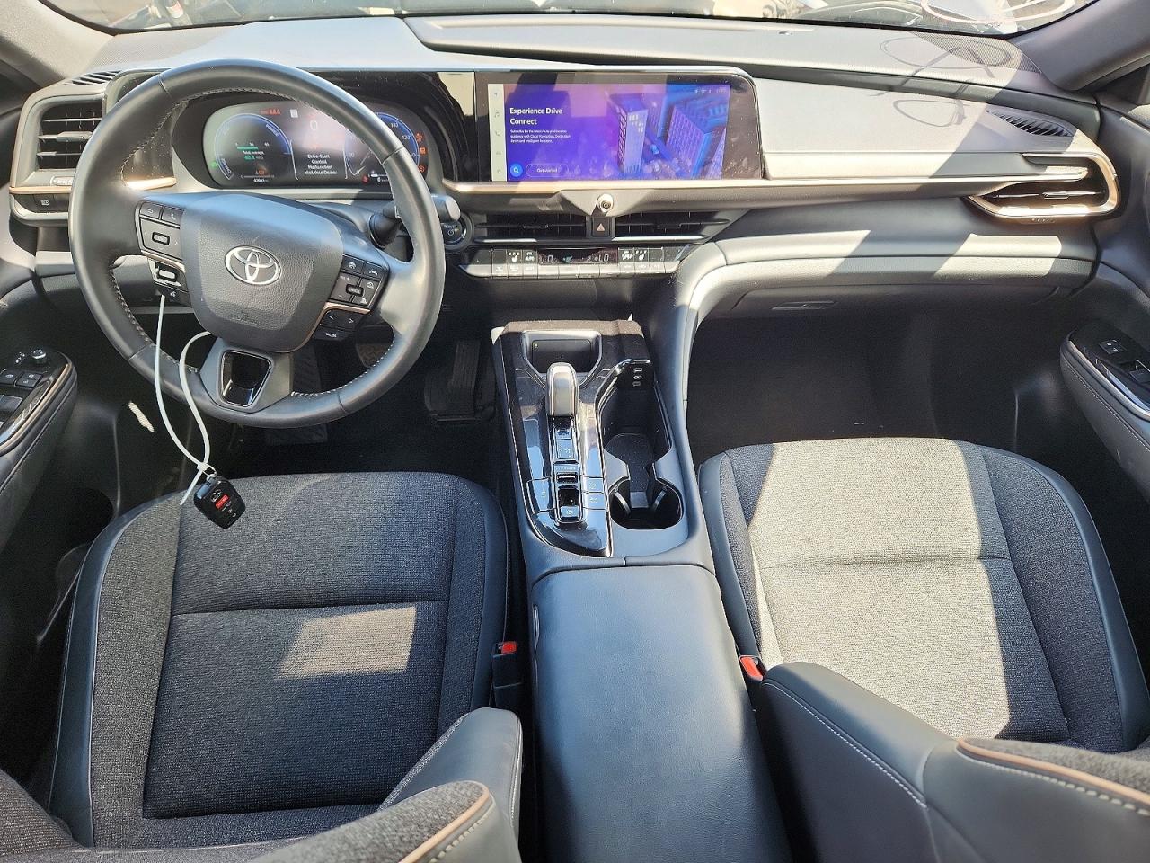 Toyota Crown Xle Xle