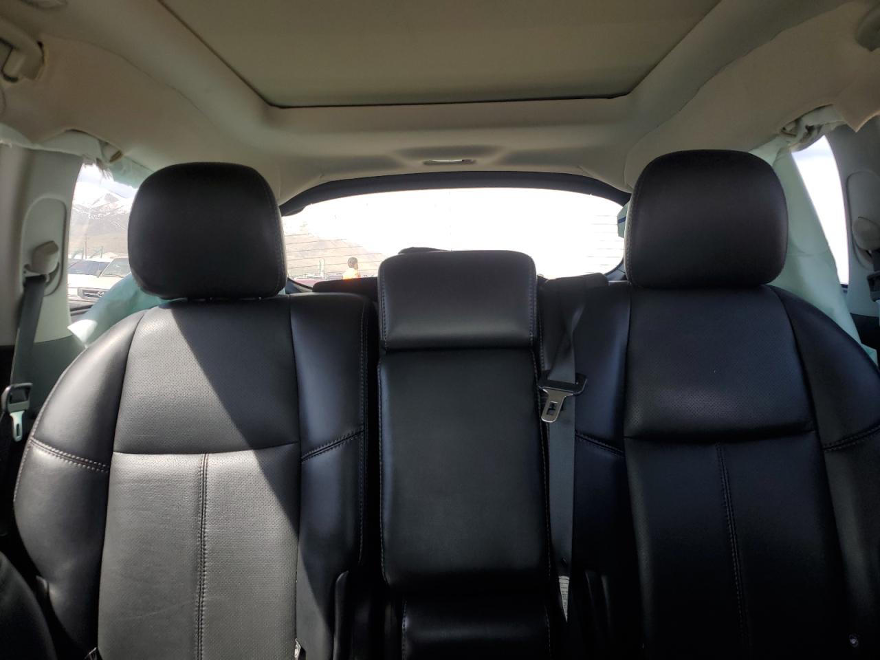 Nissan Pathfinder S