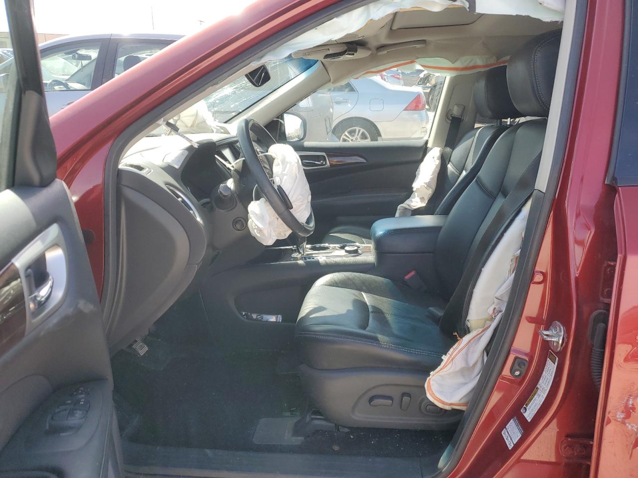 Nissan Pathfinder S