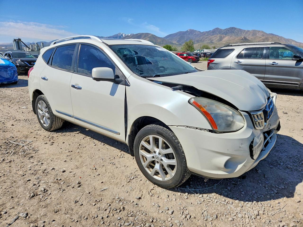 Nissan Rogue S