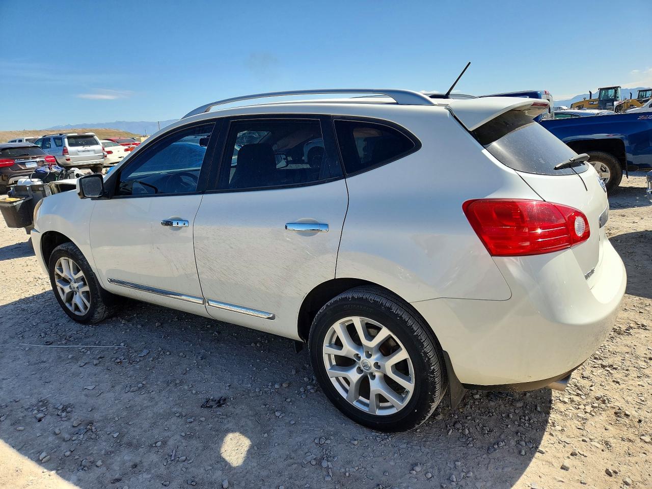 Nissan Rogue S