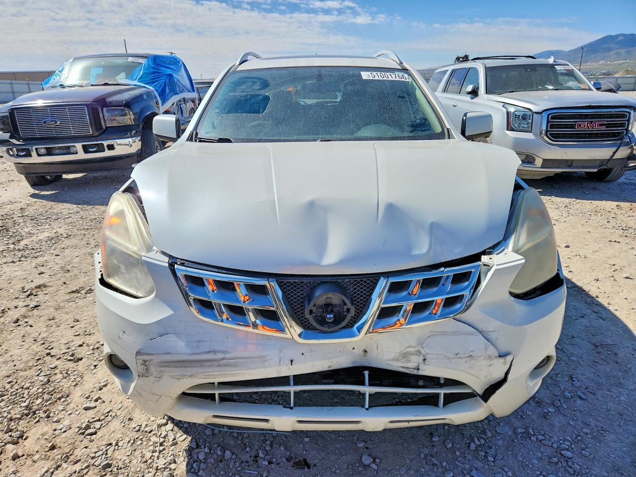 Nissan Rogue S